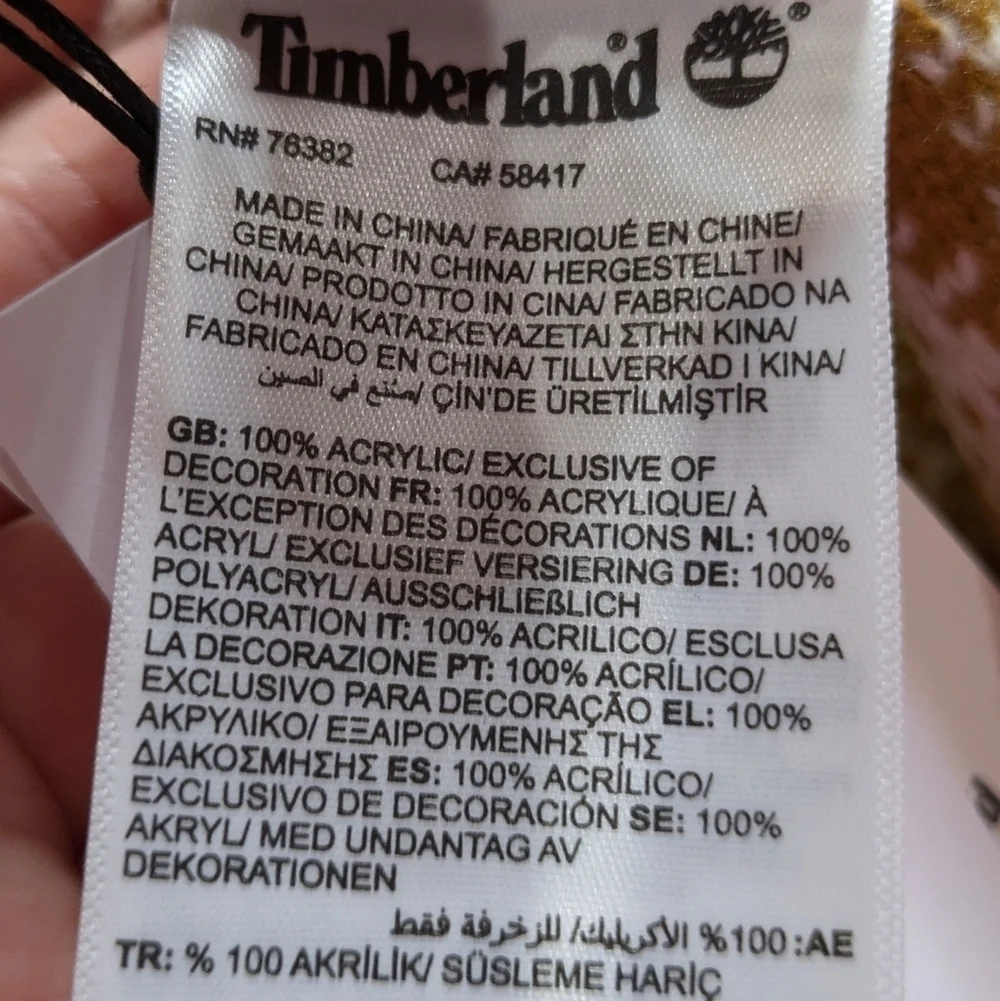NWT Timberland white tan plaid fall winter scarf OS
